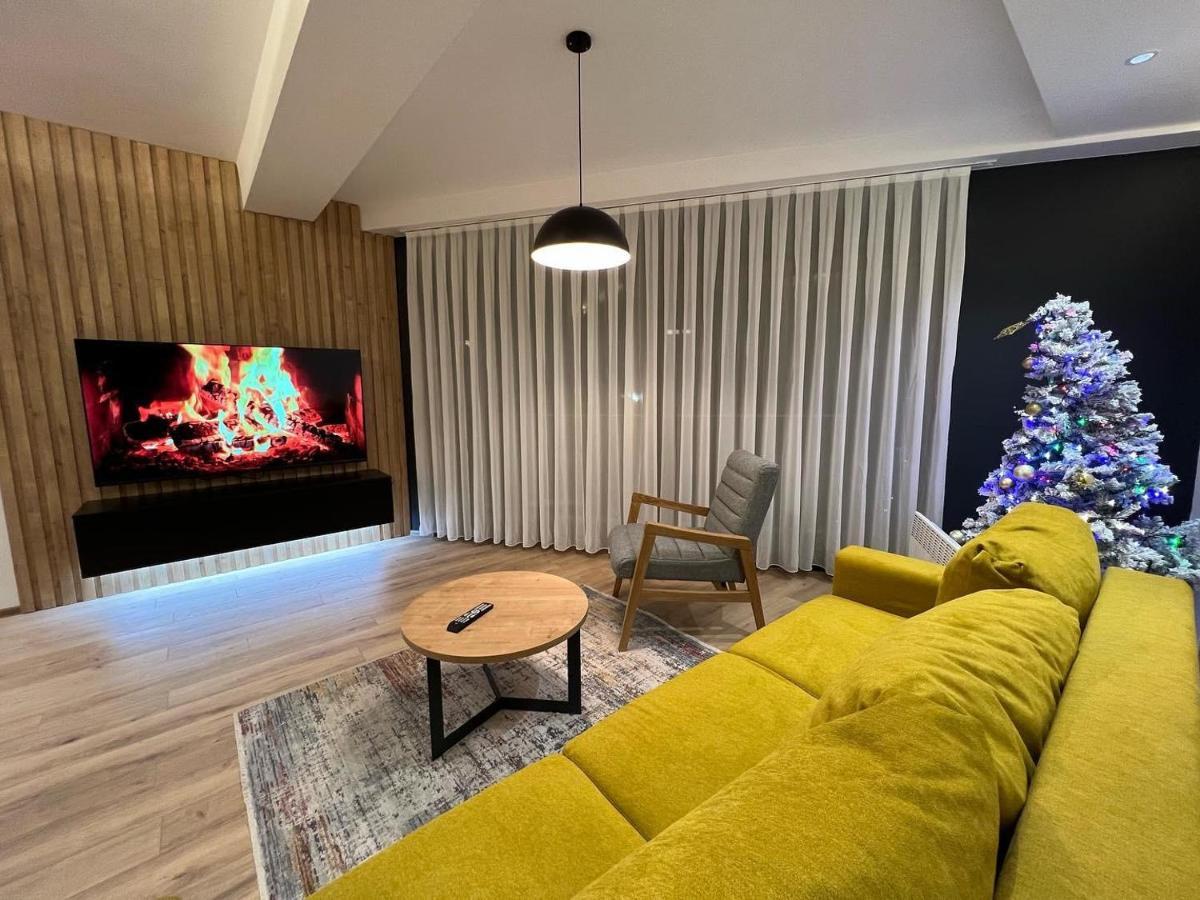 מוורובו Lakeview Hotel & Apartments מראה חיצוני תמונה